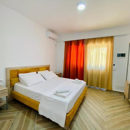 Bunec Seascape Villa Piqeras Εξωτερικό φωτογραφία